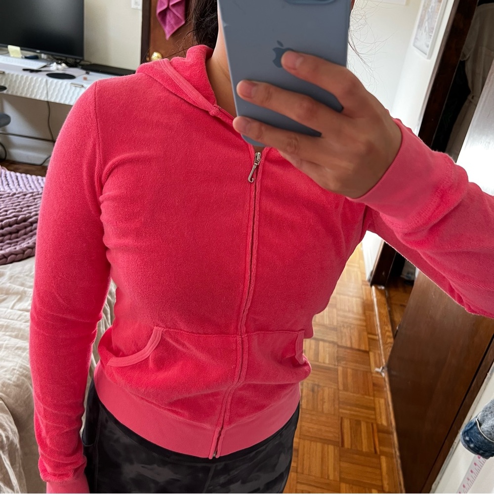 🚫SOLD🚫Juicy Couture Pink Velour Y2K Zip Hoodie ‘Estilo’ Size L